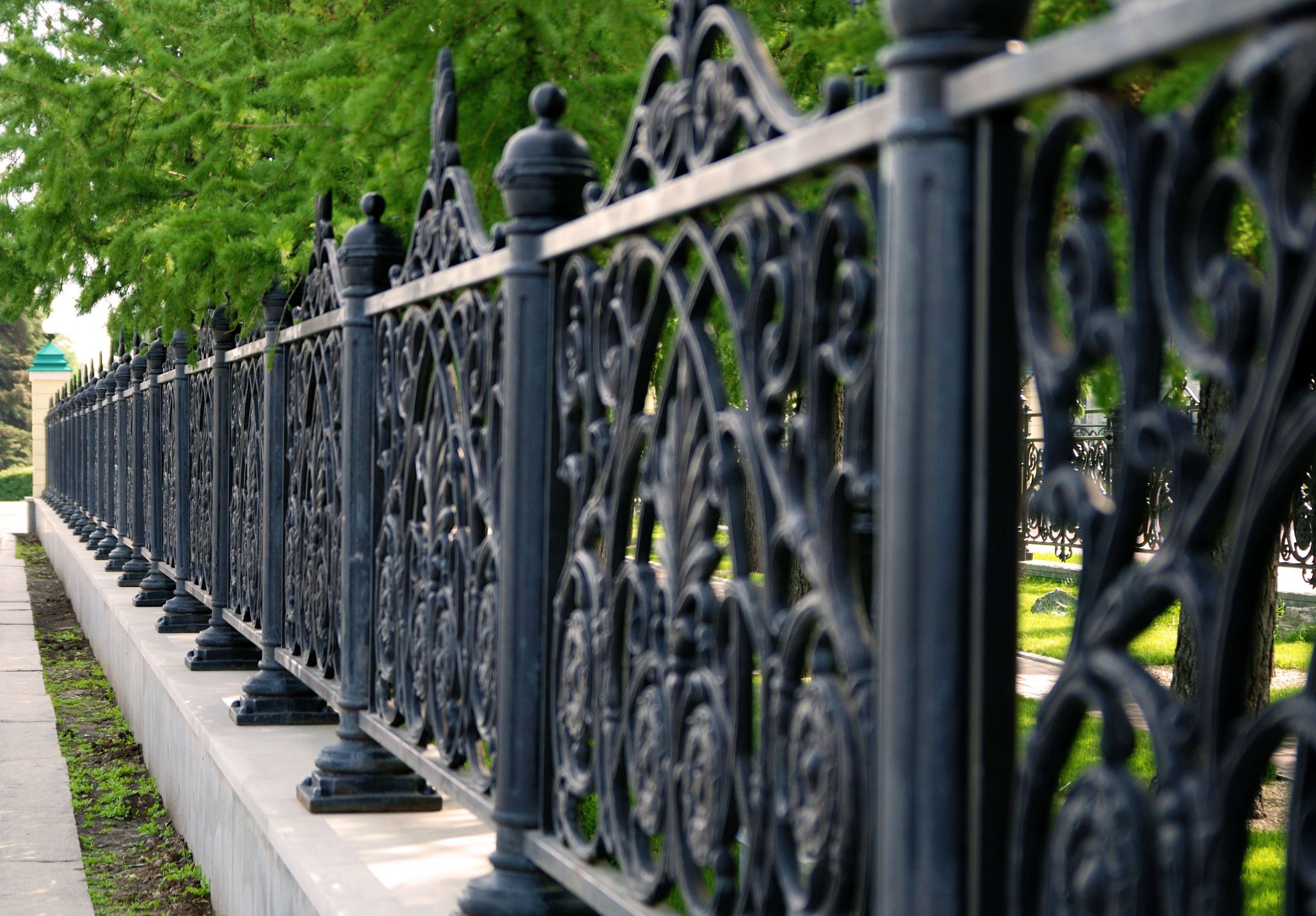 Why There Is a Demand for Iron Fence in Temecula