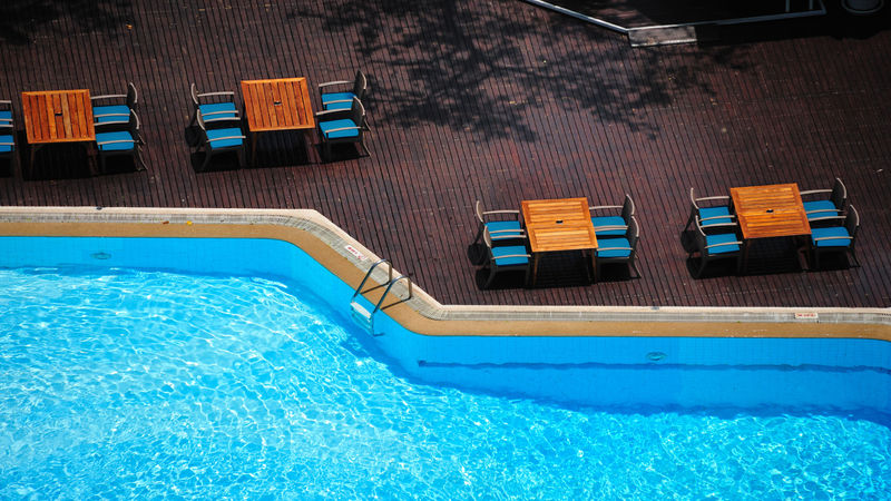 3 Smart Reasons to Contact Pool Contractors in Tampa Florida