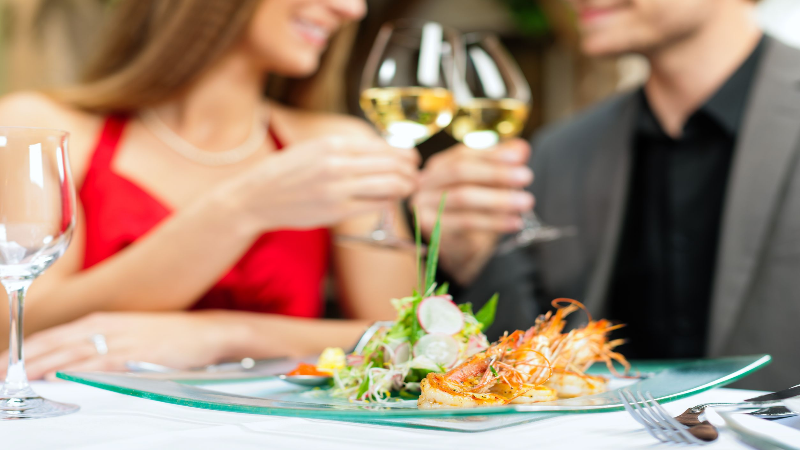 Finding Romantic Restaurants Near Saint Paul
