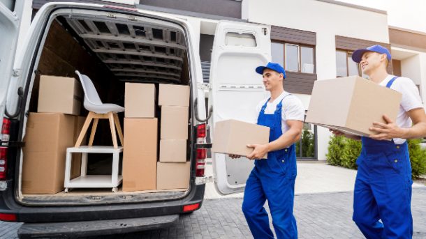 Why You Need Last-Minute Movers in Chicago to Help You With This Situation