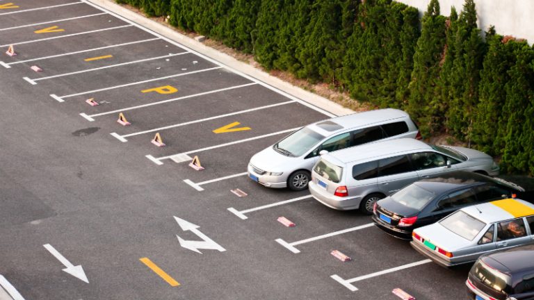 Need a Parking Spot? 3 Advantages of Reserving Lincoln Park Zoo Parking