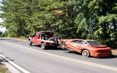 What Happens When a Commercial Truck’s Liftgate Is Stuck Down?